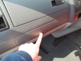VW Transporter T5 T5.1 - DASH TRIM UNDER GLOVE BOX - NO AIRBAG STYLE - SCRATCHED