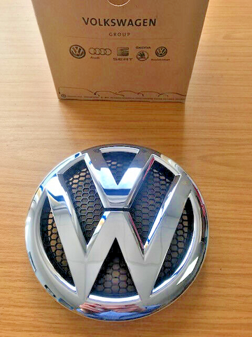 Volkswagen VW badge emblem for FRONT GRILLE Transporter T5 10-15 + Crafter 12-16