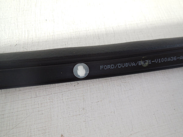 FORD TRANSIT MK8 2014+ - RUBBER SEAL SILL STRIP - LEFT FRONT DOOR - GE ...