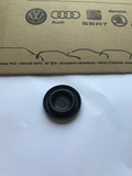 VW TRANSPORTER T5 T6 - TAILGATE GROMMET PLUG BUNG - SEE PICTURE FOR FITMENT - 90