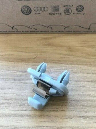 AUDI A1 A3 A4 A5 Q3 Q5 TT RS - SUN VISOR CLIP - 8W0857562AZ62 - GREY - GENUINE