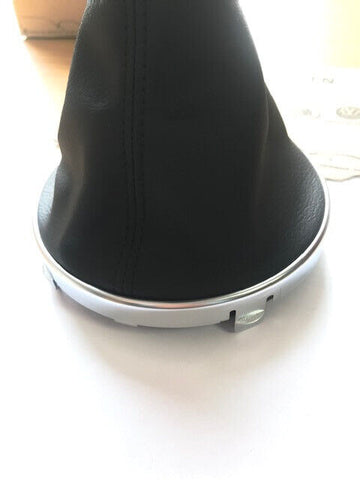 VOLKSWAGEN TRANSPORTER T5 HIGHLINE GEAR STICK GAITER - SILVER TRIM - Genuine new