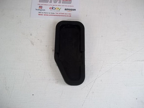 VOLKSWAGEN TRANSPORTER T5 + T6 - ACCELERATOR THROTTLE PEDAL RUBBER COVER TRIM